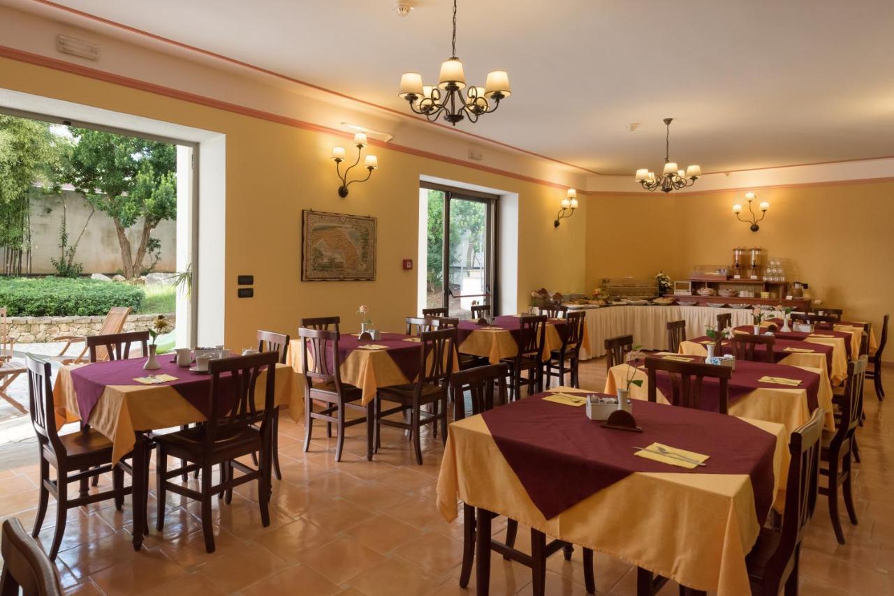 La Chiocciola Bed and Breakfast Castrignano del Capo Exteriör bild