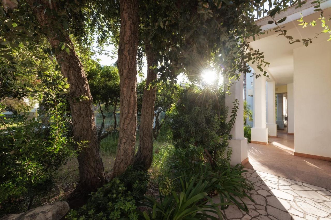 La Chiocciola Bed and Breakfast Castrignano del Capo Exteriör bild